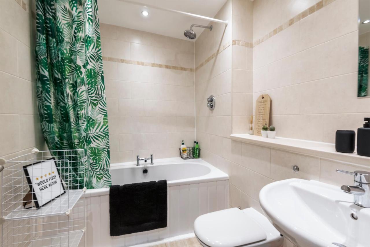 Air Host And Stay - Argyle Apartment Sleeps 4 City Centre Liverpool Buitenkant foto