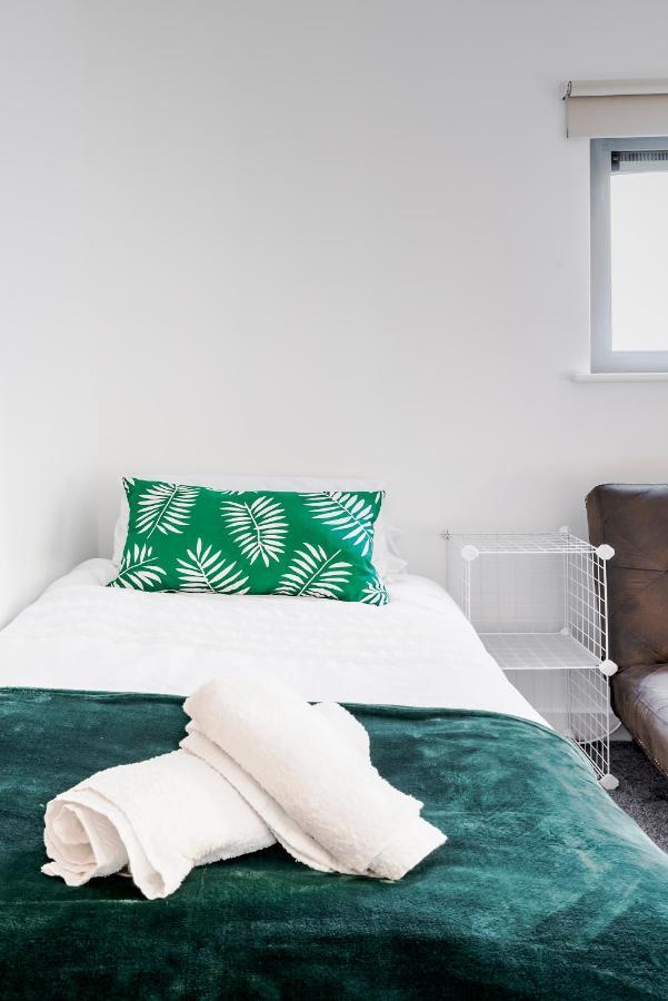 Air Host And Stay - Argyle Apartment Sleeps 4 City Centre Liverpool Buitenkant foto